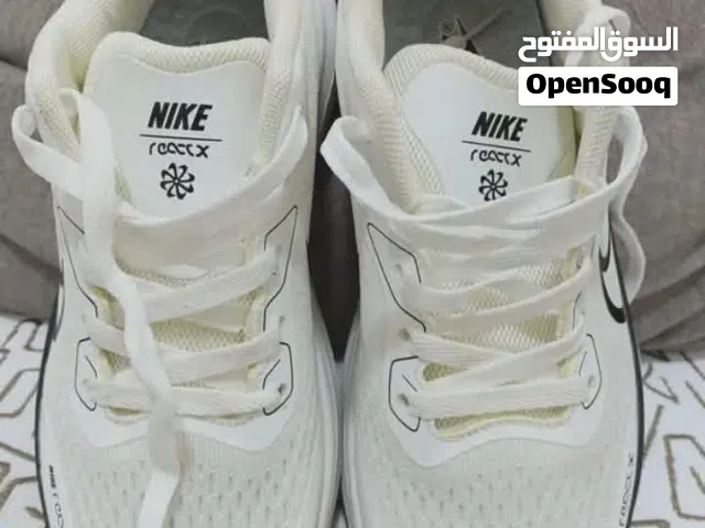 كوتشي نايك اصلي