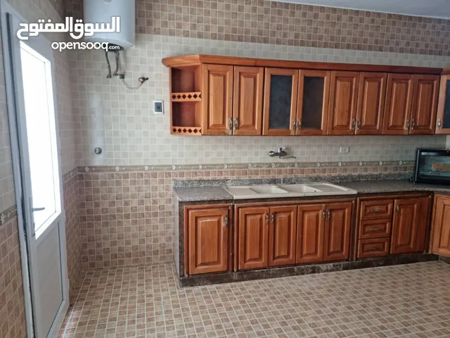 5555 m2 3 Bedrooms Townhouse for Rent in Tripoli Tajura