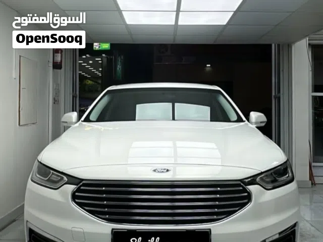 2021 Ford Taurus SEL