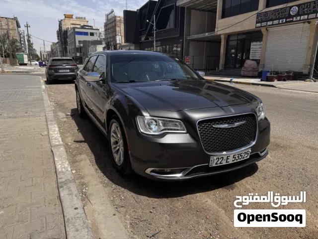 2018 كرايسلر 300 Standard