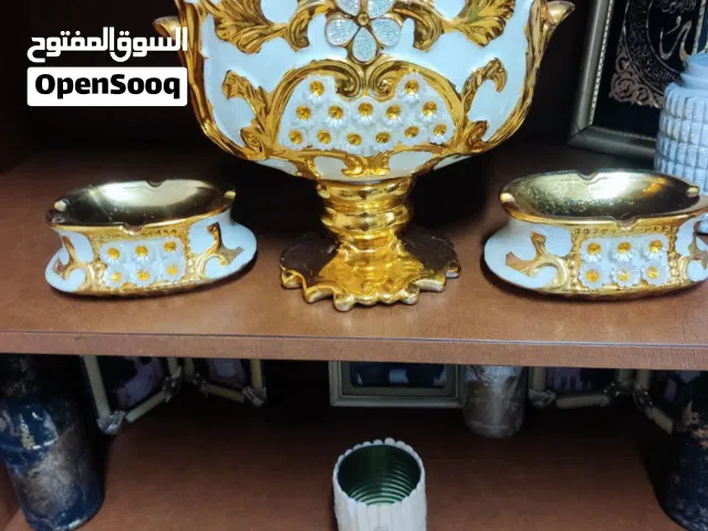طقم تحف عتيق فاخر جدا بحالة ممتازة