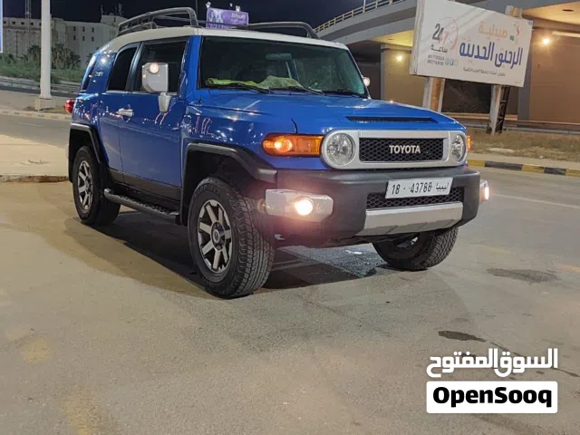 Used Toyota FJ in Benghazi