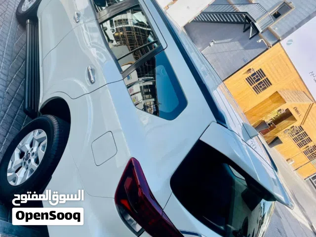 2022 نيسان X-تيرا SE