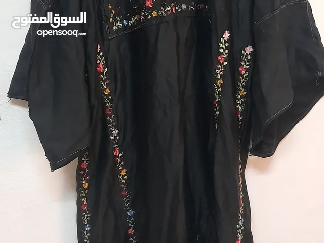 ثوب تراثي ..
