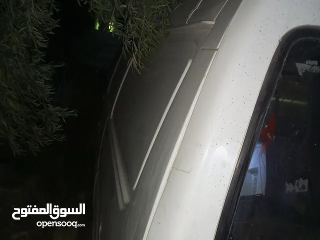 باص ميتسوبيشي فان 94 للبيع L200