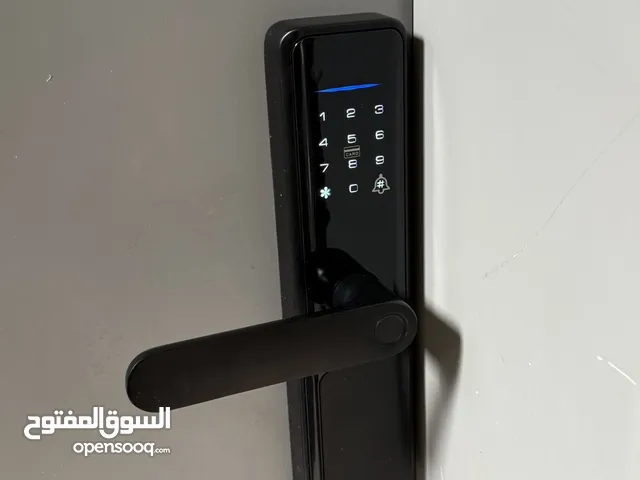 القفل الذكي للابواب الداخلية والخارجية Smart Lock