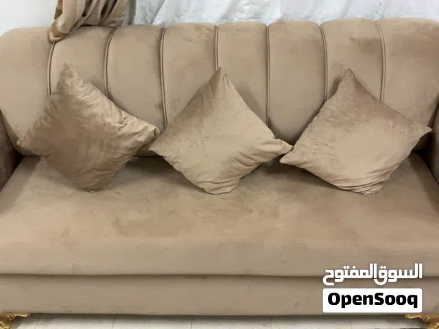 طقم كنبات مجلس من القماش الفاخر