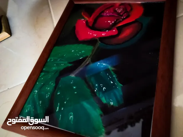 لوحة فنية من رسم يدي بألوان شمعية ،حجم اللوحة صغير 6×8