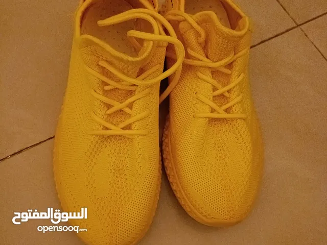 Yellow Sport Shoes in Al Ahmadi