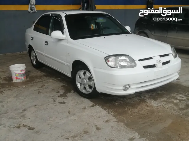 Hyundai Verna 2003 in Tripoli