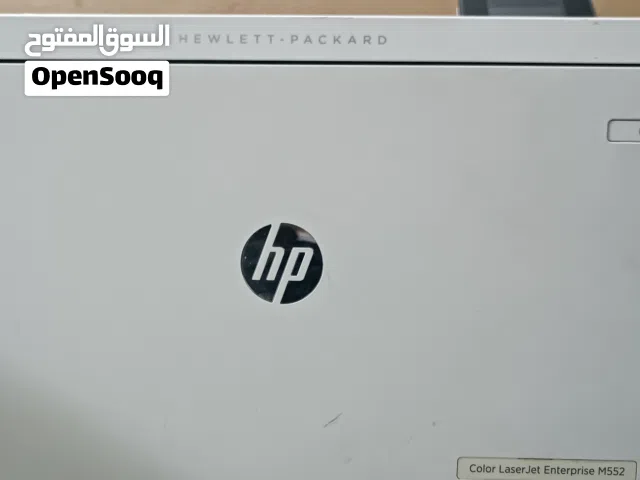 طابعة HP M552 ليزر كولر - استخدام خفيف جداً وخراطيش 100% - شبه جديدة