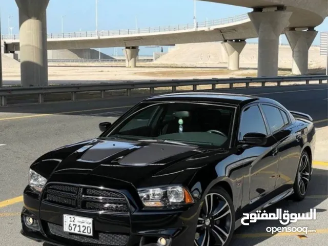 Dodge Charger SRT8 SuperBee