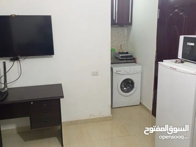 15 m2 Studio Apartments for Rent in Amman University Street