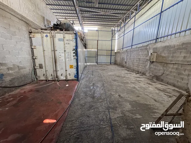 مخازن للايجار وثلاجات للتفريز