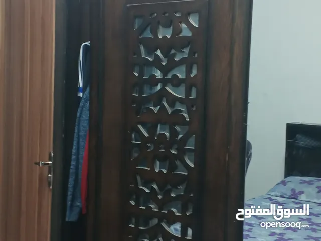 غرفة نوم مستعمل بجاحة الدهان