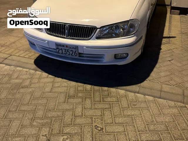2003 نيسان صني Standard