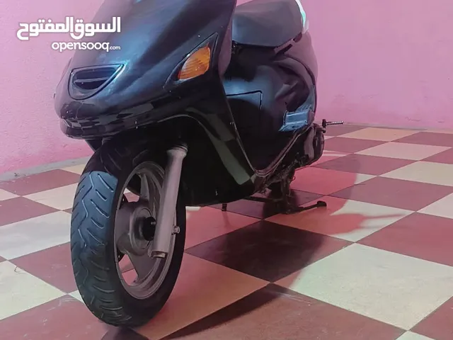 سلام عليكم شباب دراجه للبيع فراشه فحل مفتوحه مره وحده كهربائيات كله شقاله مكينه خرسه سعره425وبيه مجا