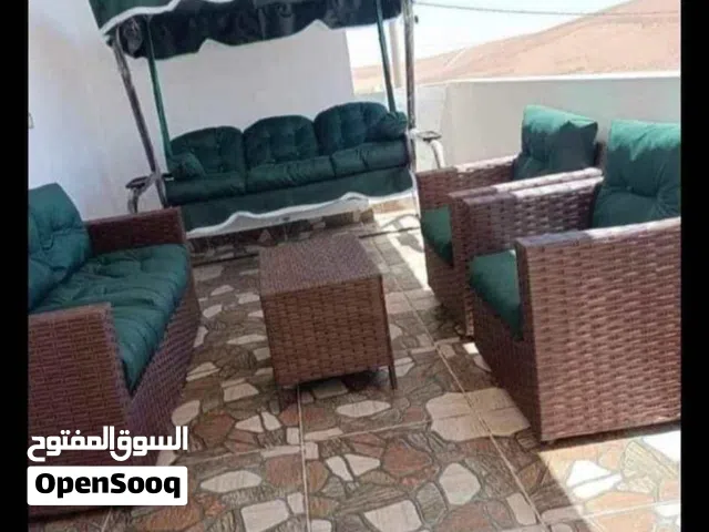 فرش طقم رتان 5 مقاعد فقط بي 35 دينار مكون من فرش كنبة ثلاثية ولكنبتين مفردات الفرش