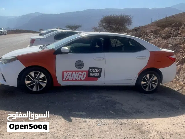 تاكسي تويوتا كورولا 2014