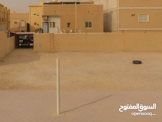 300 m2 More than 6 bedrooms Townhouse for Sale in Al Jahra Oyoun