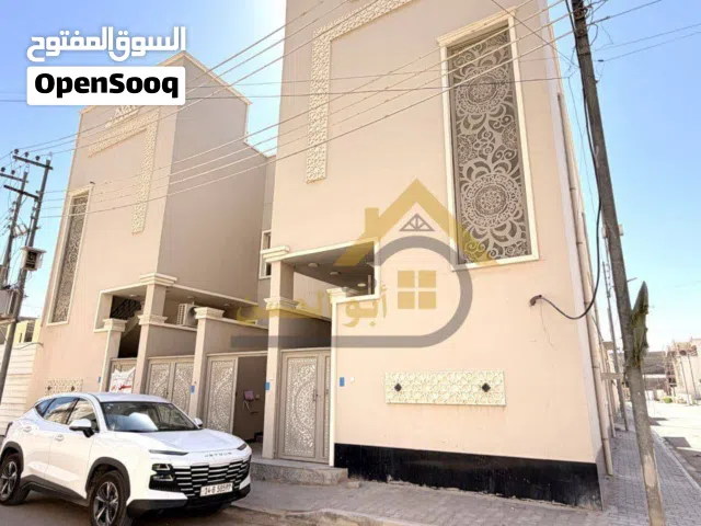 125 m2 2 Bedrooms Townhouse for Rent in Basra Baradi'yah