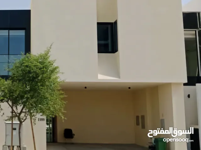 300 m2 4 Bedrooms Villa for Sale in Ajman Al Zorah