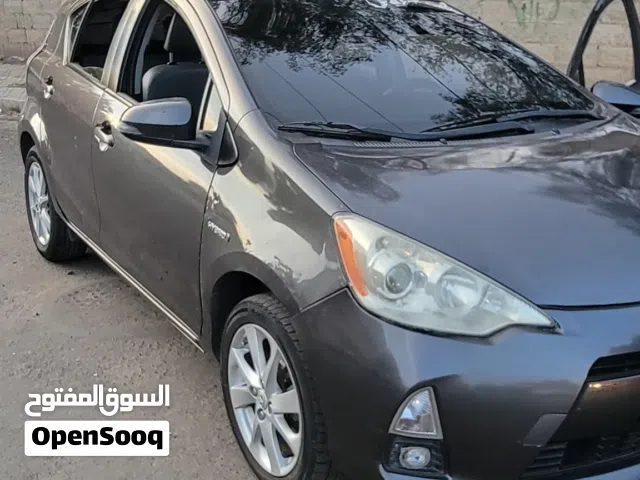 2012 Toyota Prius Limited
