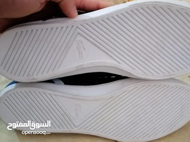 حذاء لاكوست وارد الخارج