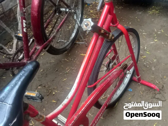 جهاز جري بيسكل رياضي الماني استخدام منزلي نضيف جدا وزن يتحمل 140كيلو