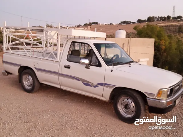Toyota Hilux 1993 in Al Karak