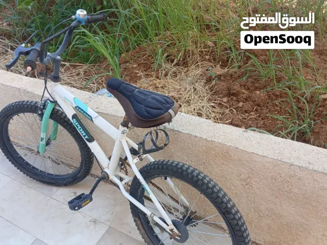 بسكليت مستعمل شبه الجديد استعمال 3 اشهر خفيفه