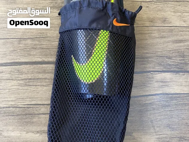 كسارات قدم Nike برو لحماية الساق أثناء التمارين والمباريات بجودة عالية وأداء احترافي..