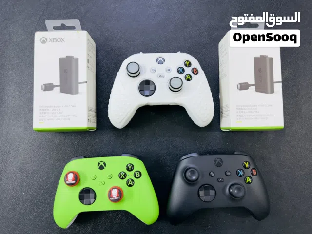 Xbox wireless controllers