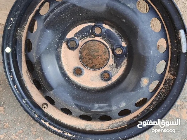 Pirelli 13 Tyres in Tripoli