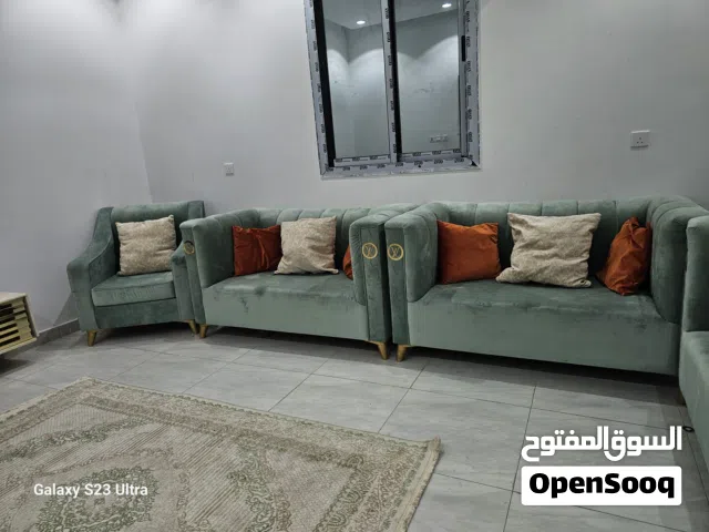 كنب شبه جديد للبيع
