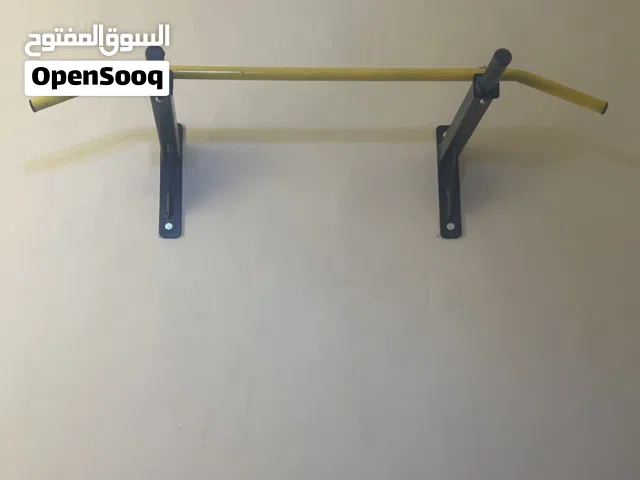 عقلة حائط حديد