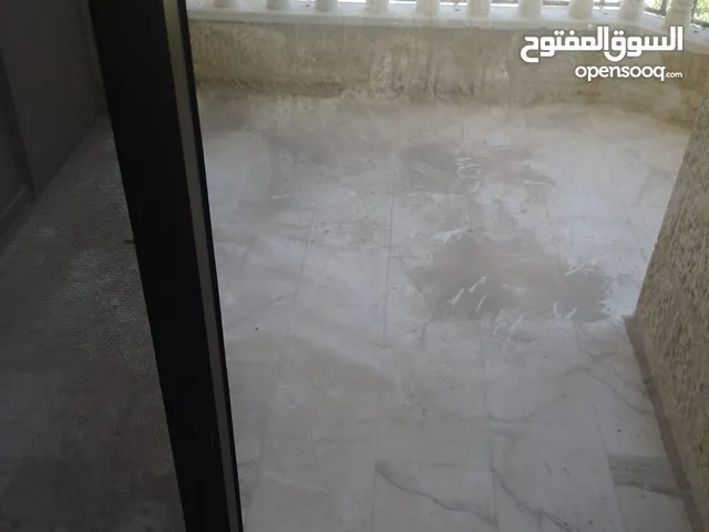 215 m2 4 Bedrooms Apartments for Sale in Amman Al Rabiah