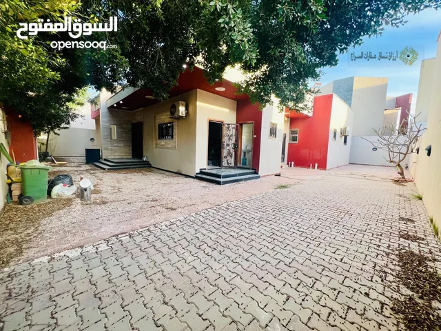 1 m2 3 Bedrooms Townhouse for Rent in Tripoli Al-Serraj