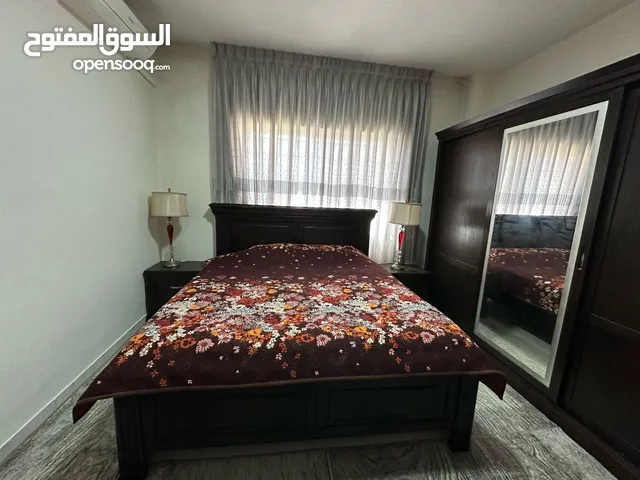 غرفة نوم ماستر حالة ممتازة