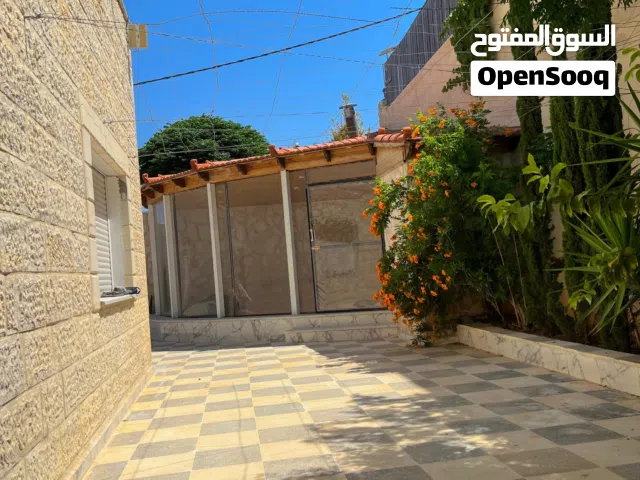 بيت مستقل بأجمل مواقع بيرين
