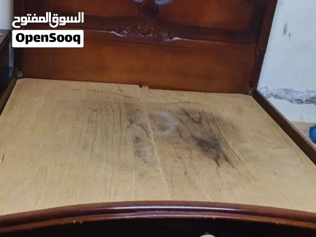 تخت مجوز بحاله جيده للبيع
