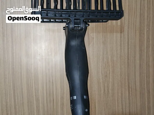 حصادة زيتون سريعه و متطورة توفر حصاد سريع و امن للشجر