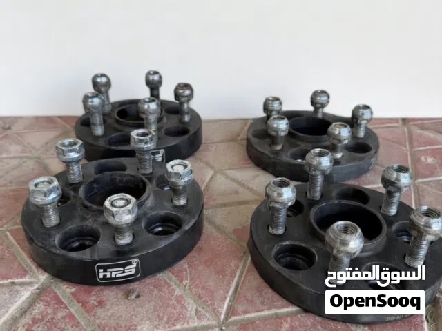 سبيسرات امريكي 4 قياس 25 مل _20 مل راكبين على كرولا 2018