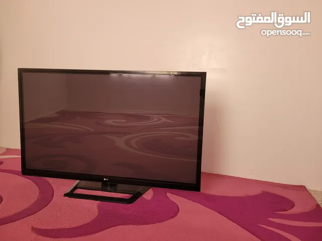 LG LCD 50 inch TV in Sana'a