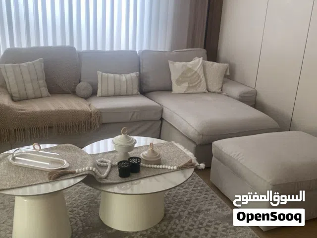 طقم كورنر  مع بفه من ايكيا