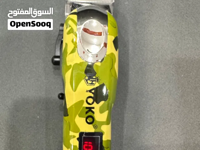 مكينة حلاقة رجالية من شركة يوكو اليابانية تعمل بالبطارية