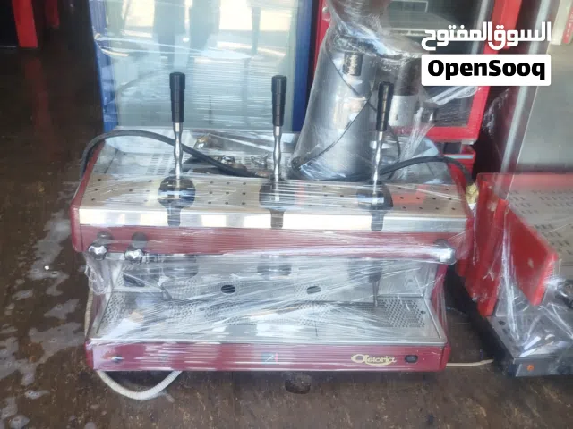 ماكينه قهوه استوريا وماكينة بازيرا ايطاليه نظيفة وسعر لووووز