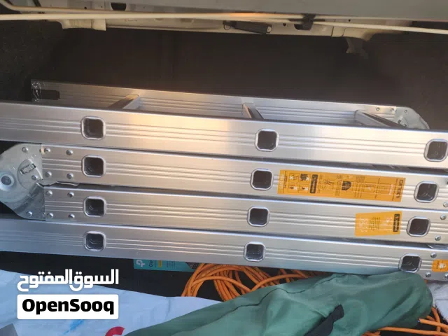 سلم 3.7 متر مستعمل مرتين فقط النايلون لسا عالقواعد