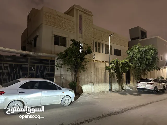 450m2 More than 6 bedrooms Villa for Sale in Al Riyadh Ar Rabwah