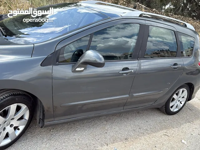 Used Peugeot 308 in Ramallah and Al-Bireh